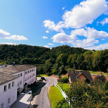Moderne Fewo Sky Netflix Terrasse Burgblick Boxspringbett Waschtrockner 布莱 外观 照片
