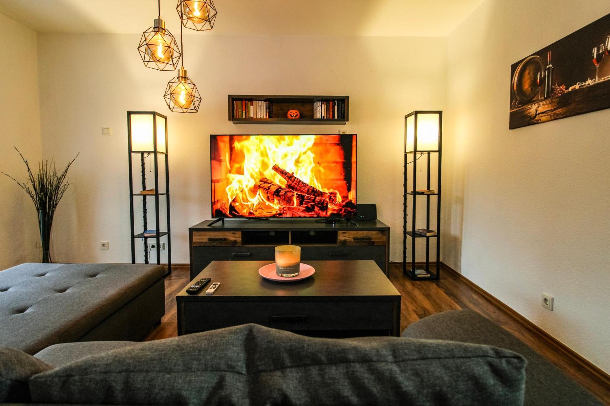 Moderne Fewo Sky Netflix Terrasse Burgblick Boxspringbett Waschtrockner 布莱 外观 照片